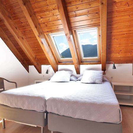 Aparthotel Nou Веля Екстериор снимка